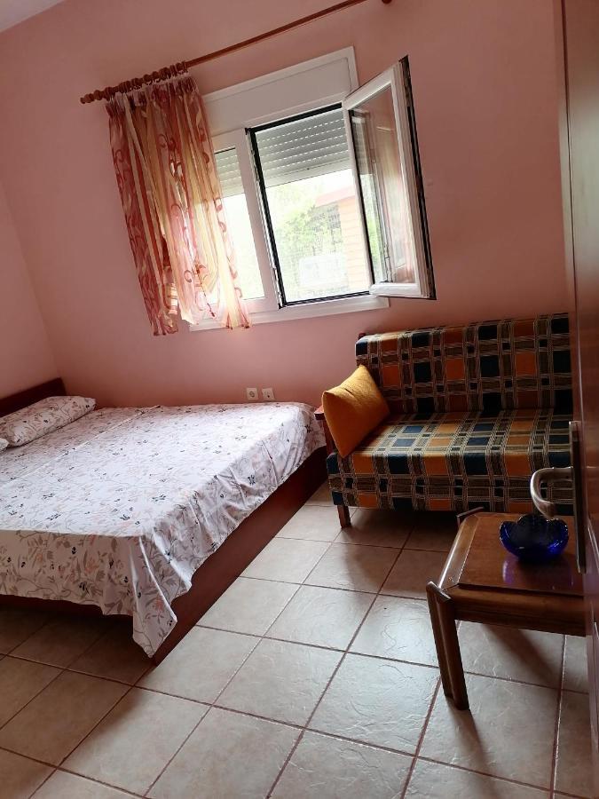Αξέχαστη Διαμονή - Unforgettable Accommodation Nea Kallikrateia Kültér fotó